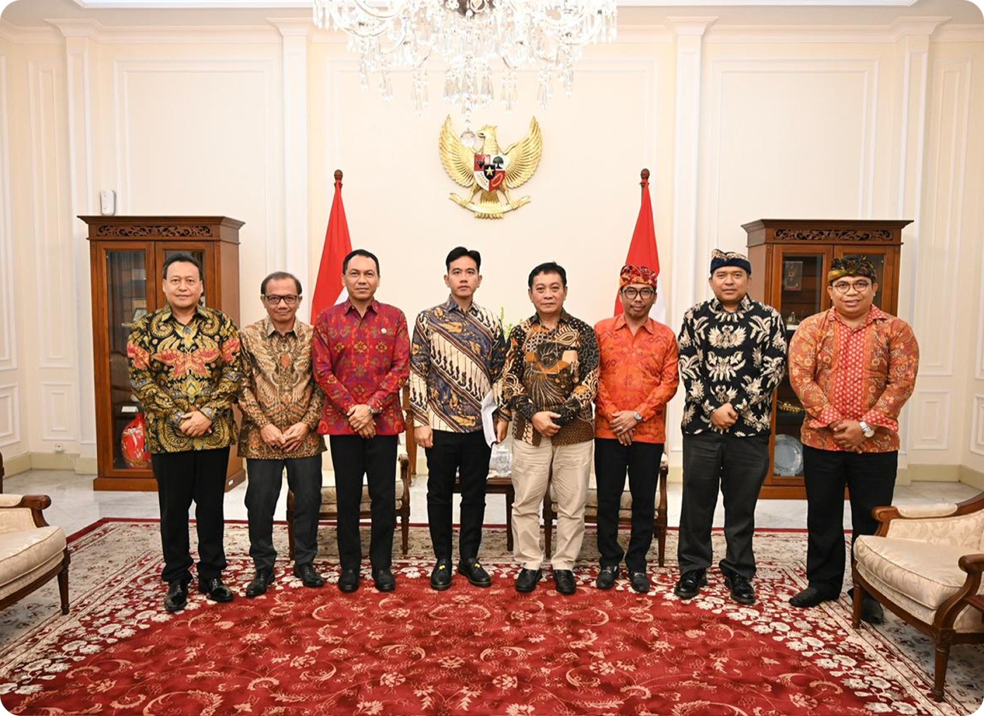 Group photo at the Vice Presidential Palace